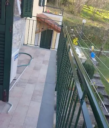 Casa Lavezola Con Giardino Leivi