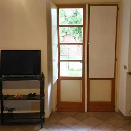 Casa Lavezola Con Giardino Semesterbostad *