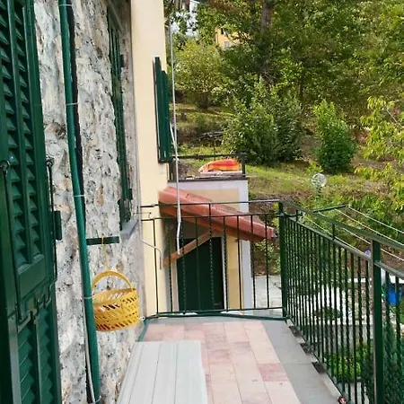 Casa Lavezola Con Giardino *