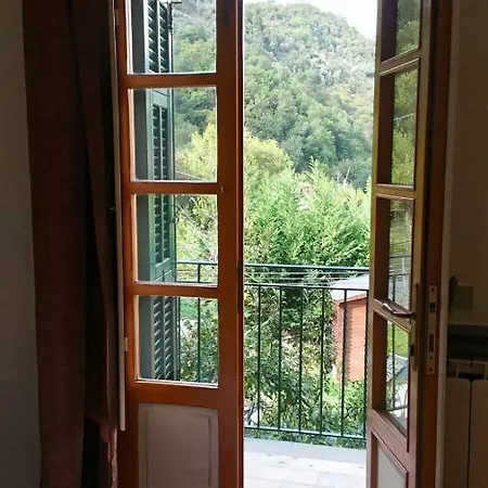 Casa Lavezola Con Giardino *