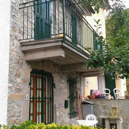 Casa Lavezola Con Giardino Leivi